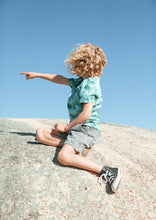 Load image into Gallery viewer, Vintage Tee