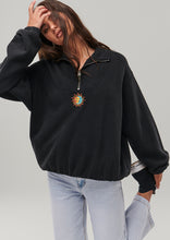 Load image into Gallery viewer, Thrift Quarter Zip