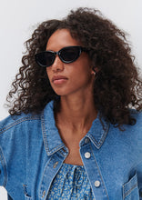 Load image into Gallery viewer, Macca Sunglasses