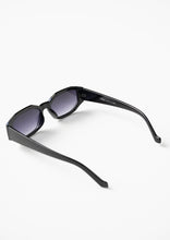 Load image into Gallery viewer, Millie Sunglasses