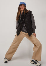 Load image into Gallery viewer, Utility Jeans
