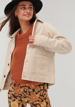 Load image into Gallery viewer, Crop Cord Shirt