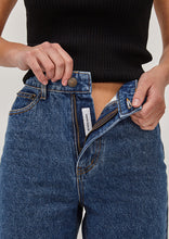 Load image into Gallery viewer, Cameron Jeans