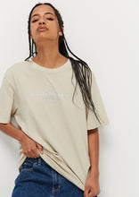 Load image into Gallery viewer, Vintage Tee