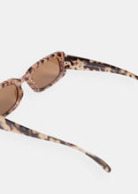 Load image into Gallery viewer, Becky Sunglasses