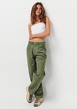 Load image into Gallery viewer, Catwalk Pants