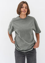 Load image into Gallery viewer, Basic Dad Tee