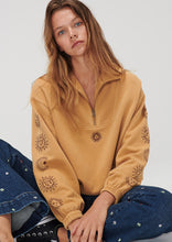 Load image into Gallery viewer, Thrift Quarter Zip