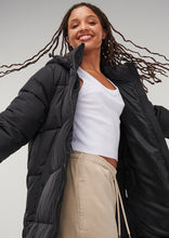 Load image into Gallery viewer, City Puffer