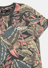 Load image into Gallery viewer, Throwback Tee