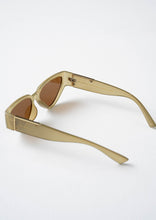 Load image into Gallery viewer, Kylie Sunglasses