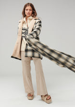 Load image into Gallery viewer, Otway Scarf
