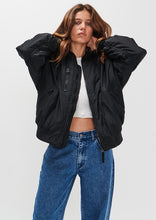 Load image into Gallery viewer, Performance Jacket