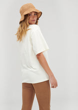 Load image into Gallery viewer, Throwback Tee