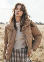 Load image into Gallery viewer, Snow Puffer