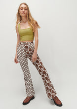 Load image into Gallery viewer, Eva Jeans