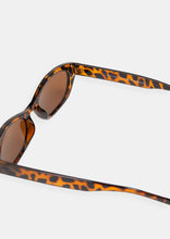 Load image into Gallery viewer, Claire Sunglasses