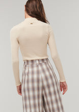 Load image into Gallery viewer, Abigail Long Sleeve