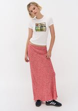 Load image into Gallery viewer, Quinn Tee