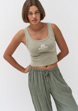 Load image into Gallery viewer, Tight Singlet