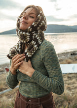 Load image into Gallery viewer, Crochet Scarf
