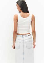 Load image into Gallery viewer, Basic Tight Singlet