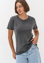 Load image into Gallery viewer, Basic Indi Tee