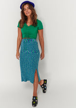 Load image into Gallery viewer, Ribbed Midi Skirt