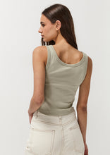 Load image into Gallery viewer, Basic Tight Singlet
