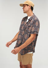 Load image into Gallery viewer, Shapers Shirt