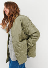 Load image into Gallery viewer, Quilted Bomber Jacket