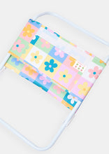 Load image into Gallery viewer, Checker Daisy Beach Chair