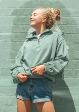 Load image into Gallery viewer, Thrift Quarter Zip