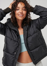 Load image into Gallery viewer, Premium Puffer