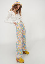 Load image into Gallery viewer, Abbey Jeans