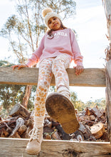 Load image into Gallery viewer, Ghanda Heart Vintage Crew