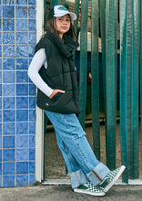 Load image into Gallery viewer, Skate Puffer Vest