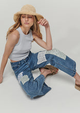 Load image into Gallery viewer, Cameron Jeans