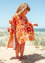 Load image into Gallery viewer, Hooded Towel