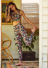 Load image into Gallery viewer, Yoga Leggings