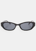 Load image into Gallery viewer, Claire Sunglasses