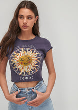 Load image into Gallery viewer, Crew Frill Tee