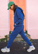 Load image into Gallery viewer, Rocky Trackies