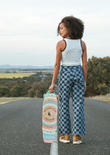 Load image into Gallery viewer, Cruiser Skateboard