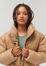 Load image into Gallery viewer, Snow Puffer