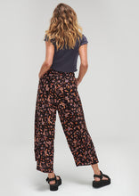 Load image into Gallery viewer, Spellbound Culottes