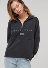 Load image into Gallery viewer, Flag Quarter Zip