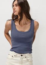 Load image into Gallery viewer, Basic Tight Singlet