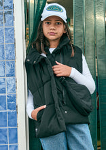 Load image into Gallery viewer, Skate Puffer Vest