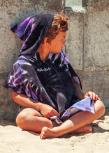 Load image into Gallery viewer, Hooded Towel